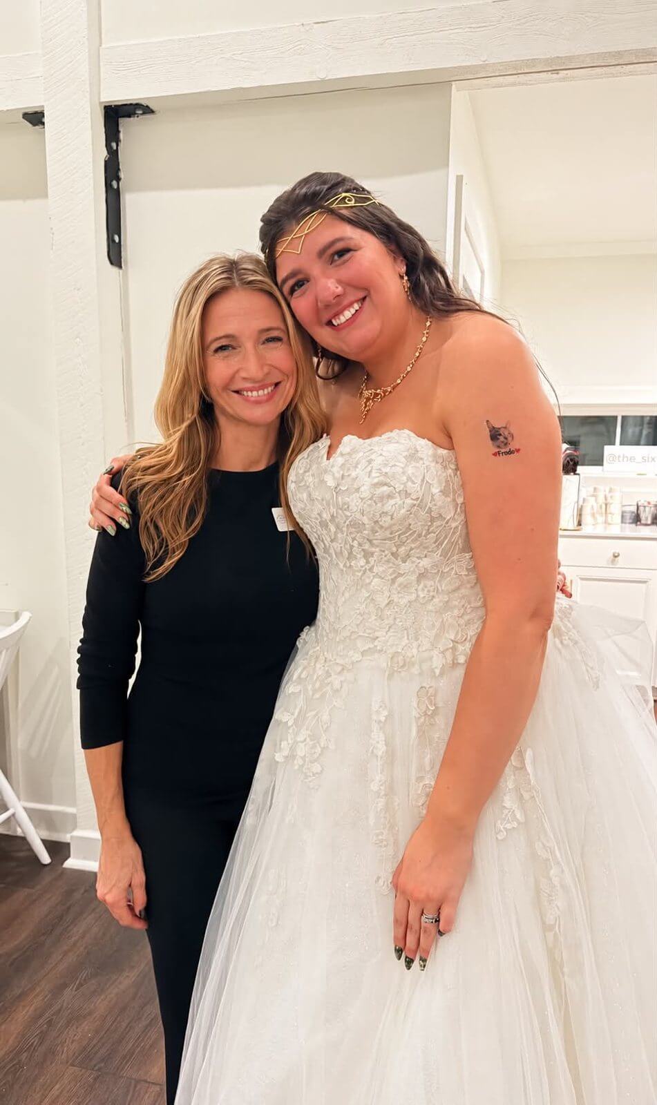 Wedding planner Bretta Thompson with a bride at The Sixpence